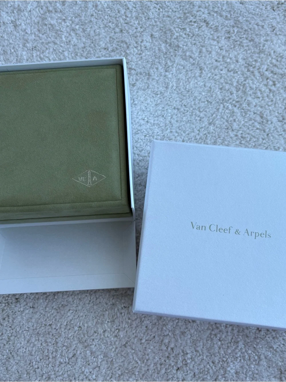 Van Cleef & Arpels Jewelry Box and outer white gift box